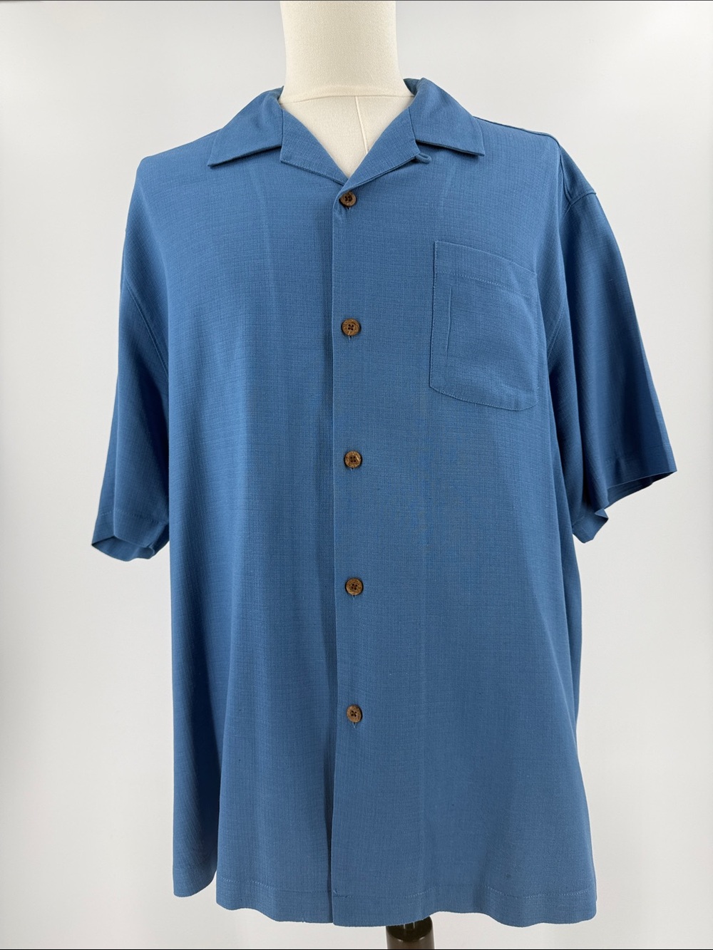 Tommy Bahama Blue Short-Sleeve Button-Down Shirt